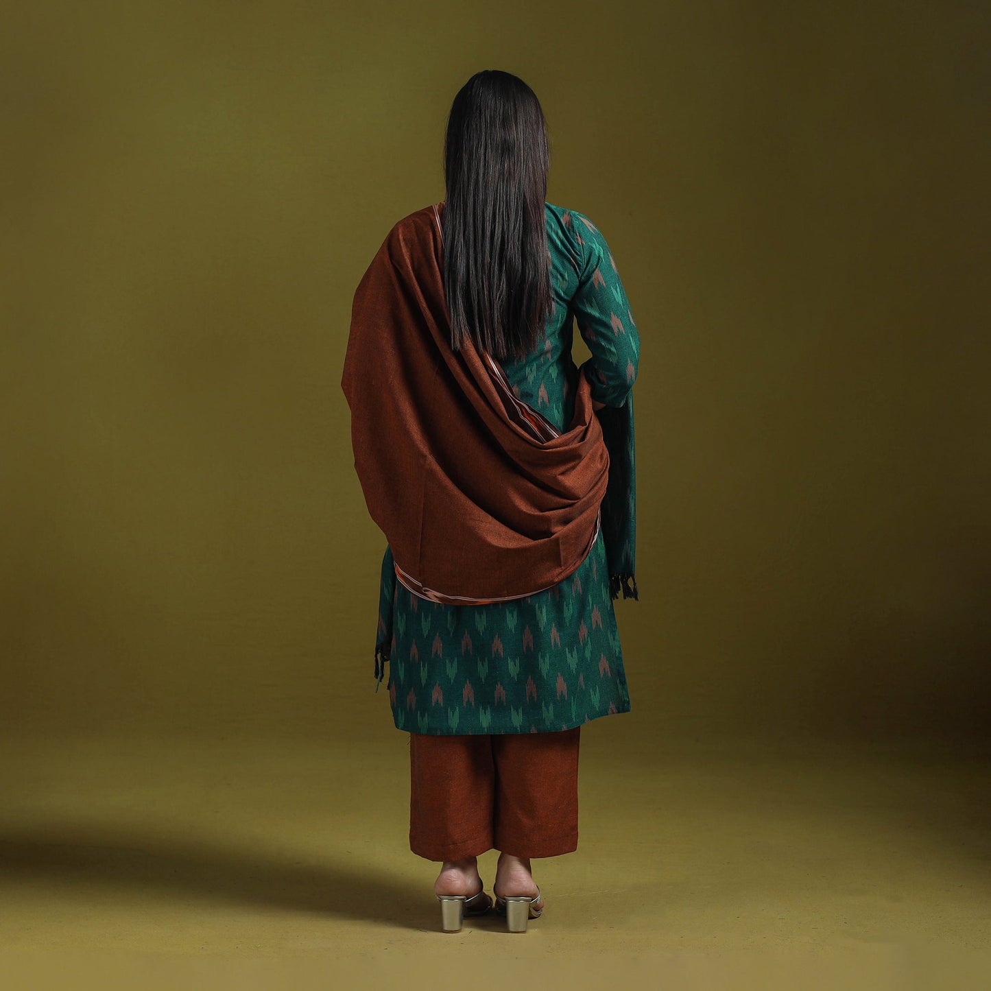 Handloom cotton pochampally ikat 3pc kurta set for women 10