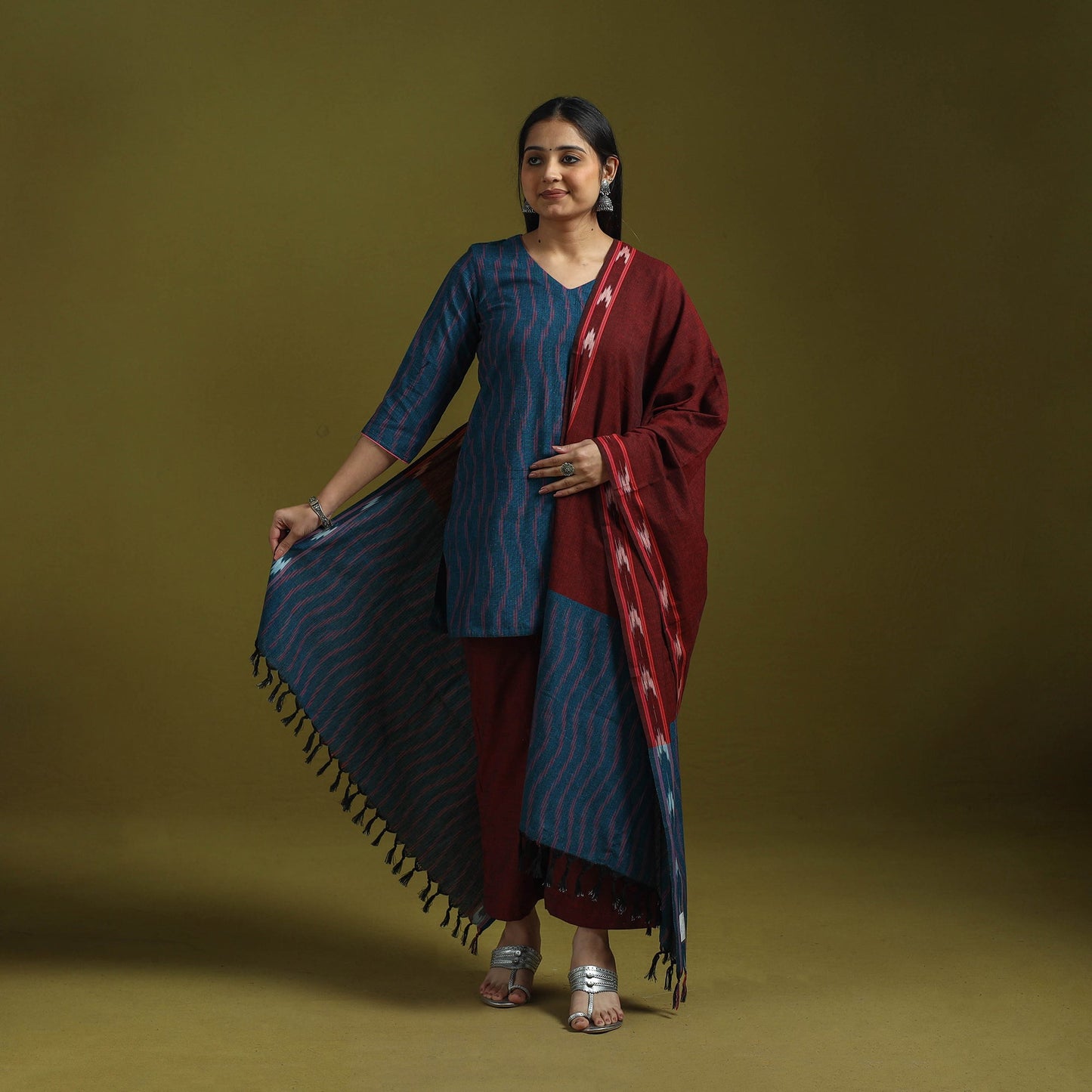 Handloom cotton pochampally ikat 3pc kurta set for women 16