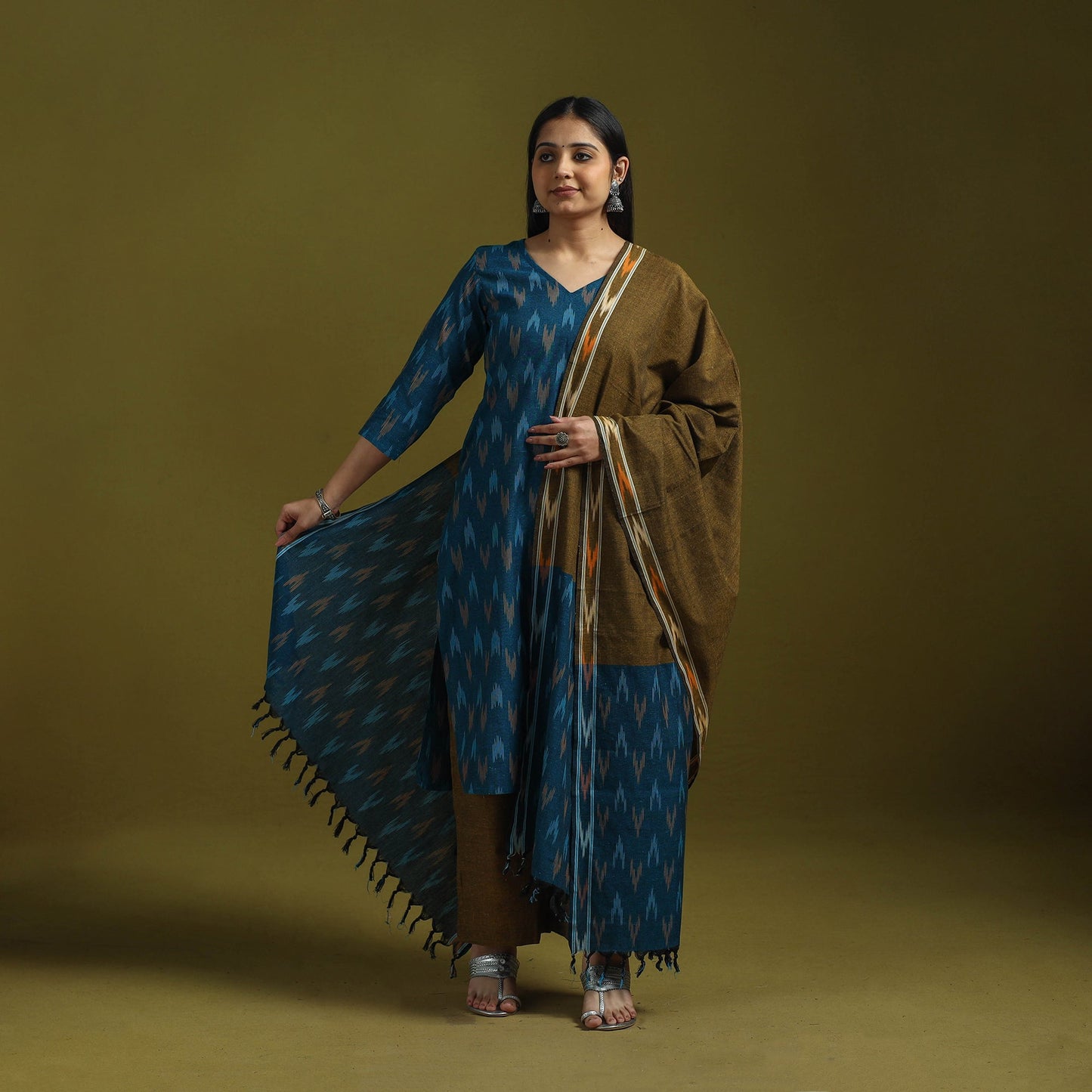 Handloom cotton pochampally ikat 3pc kurta set for women 17