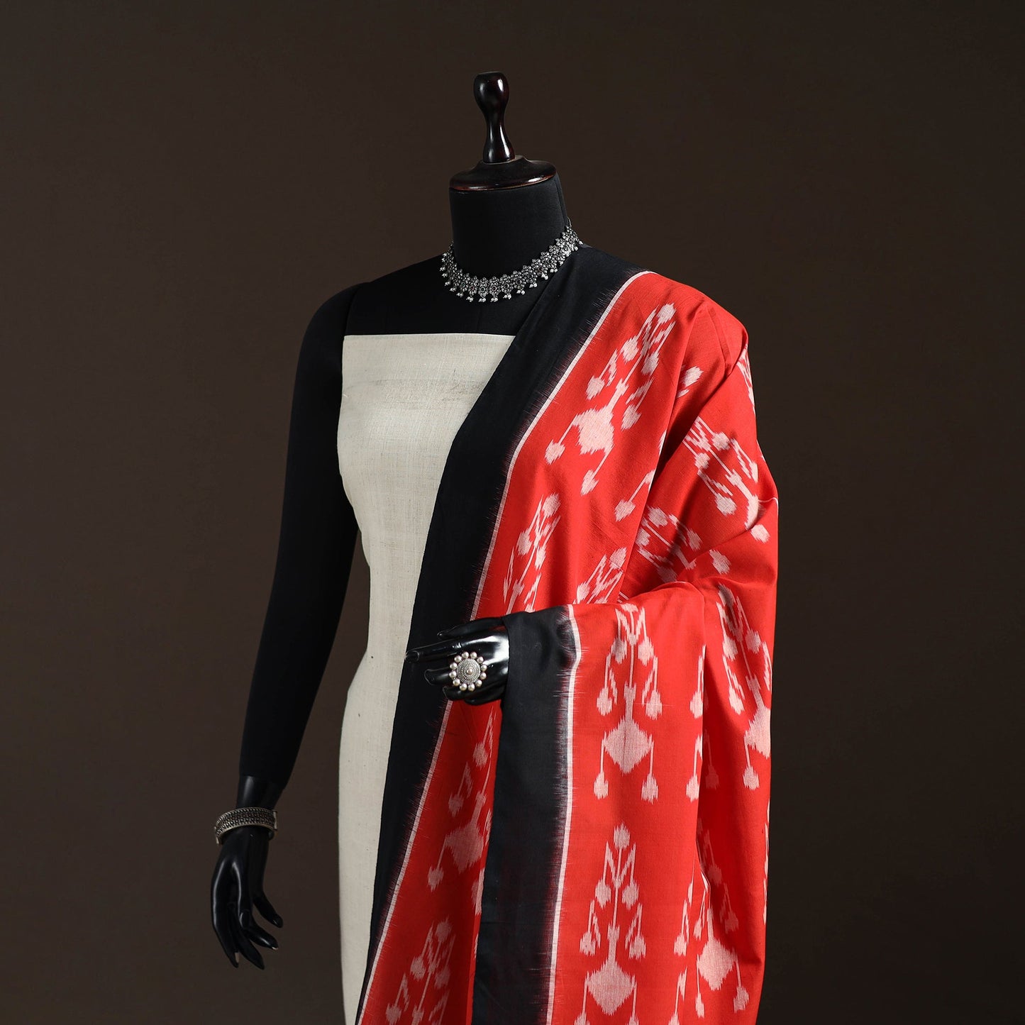 Handloom cotton pochampally ikat dupatta 01 - handcrafted