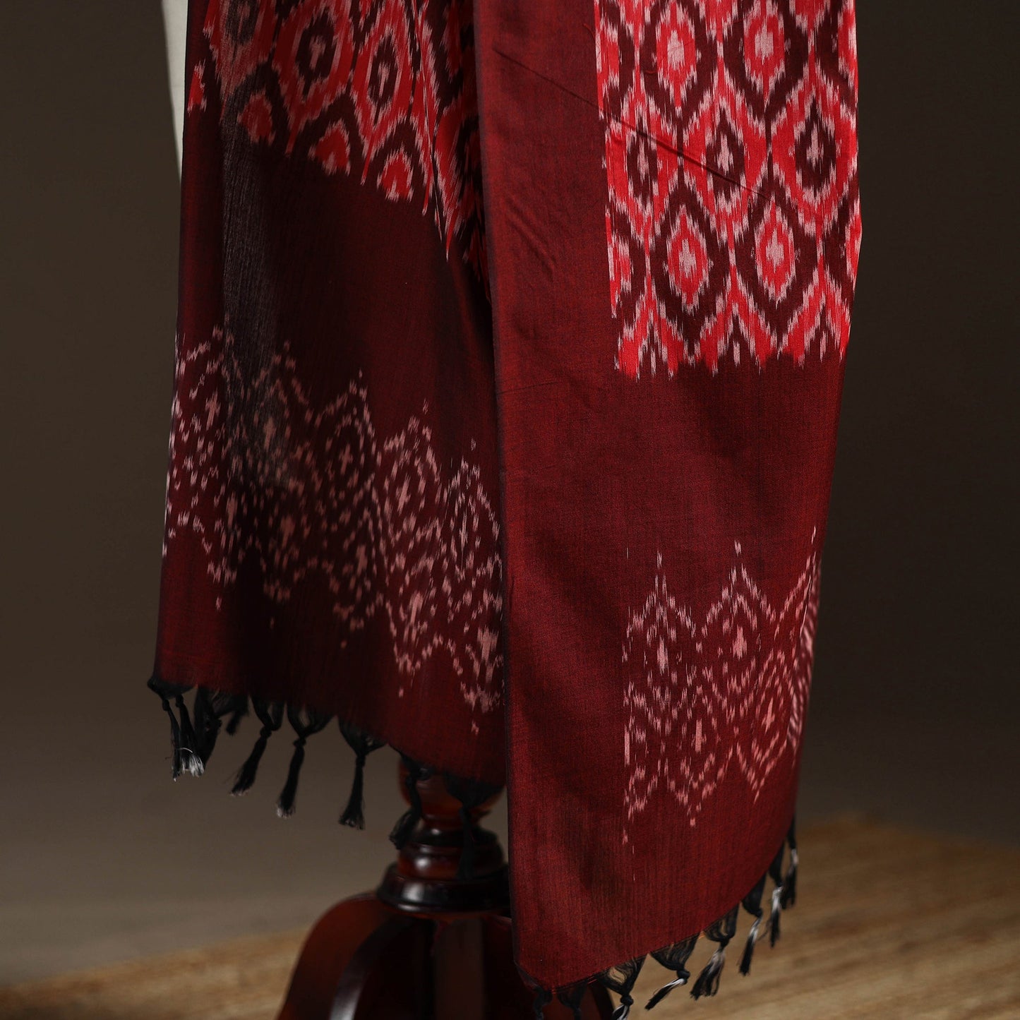 Handloom cotton pochampally ikat dupatta 08 - handcrafted