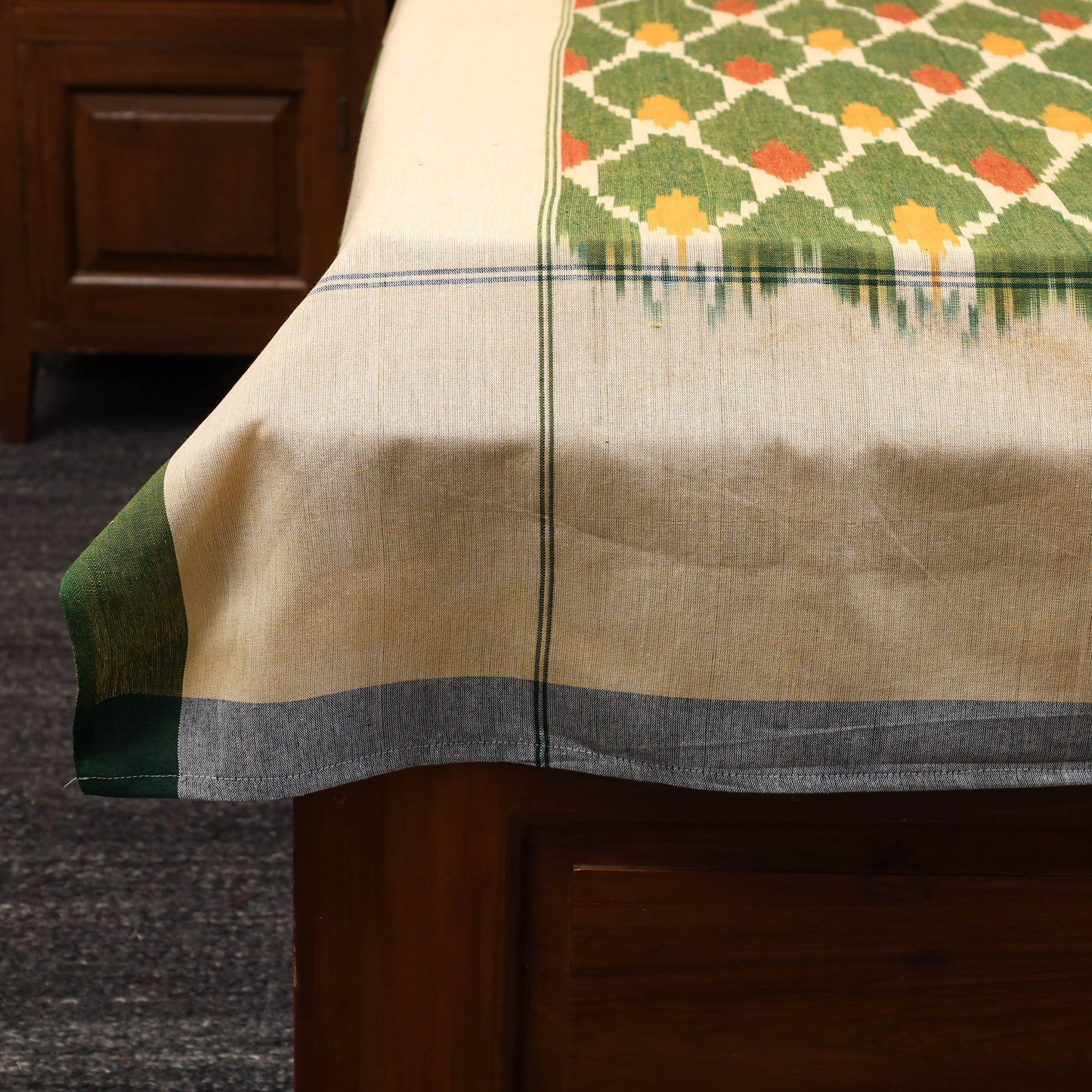 Handloom cotton single pochampally ikat bed sheet (90 x 60