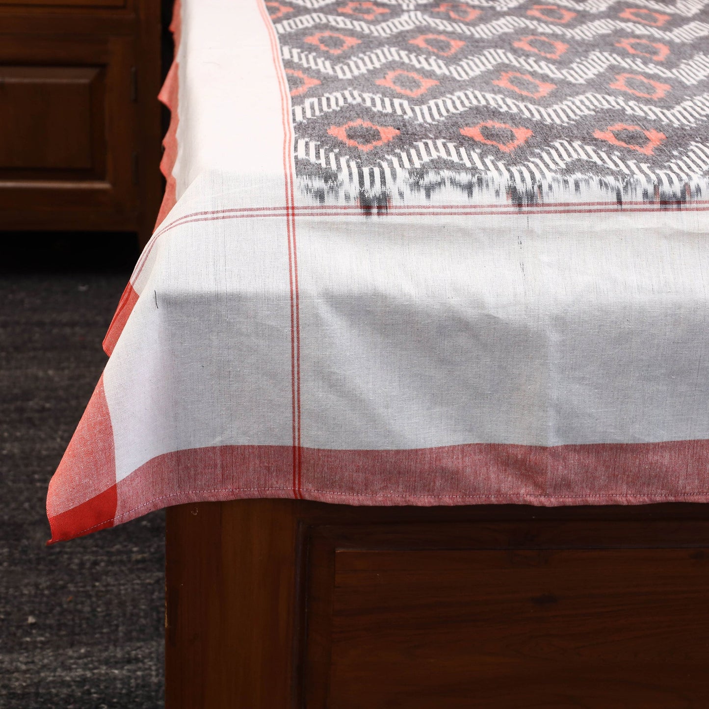 Handloom cotton single pochampally ikat bed sheet (90 x 60