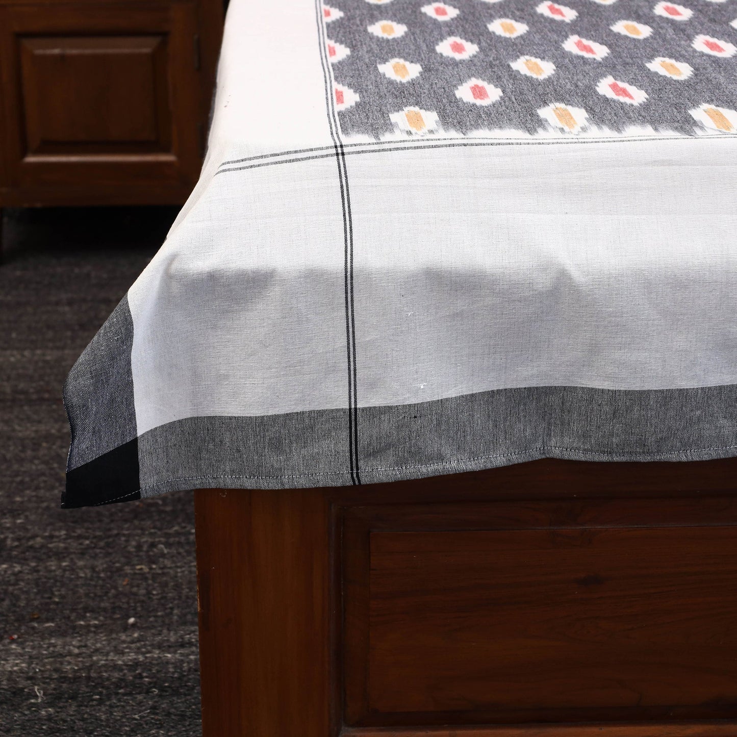 Handloom cotton single pochampally ikat bed sheet (90 x 60