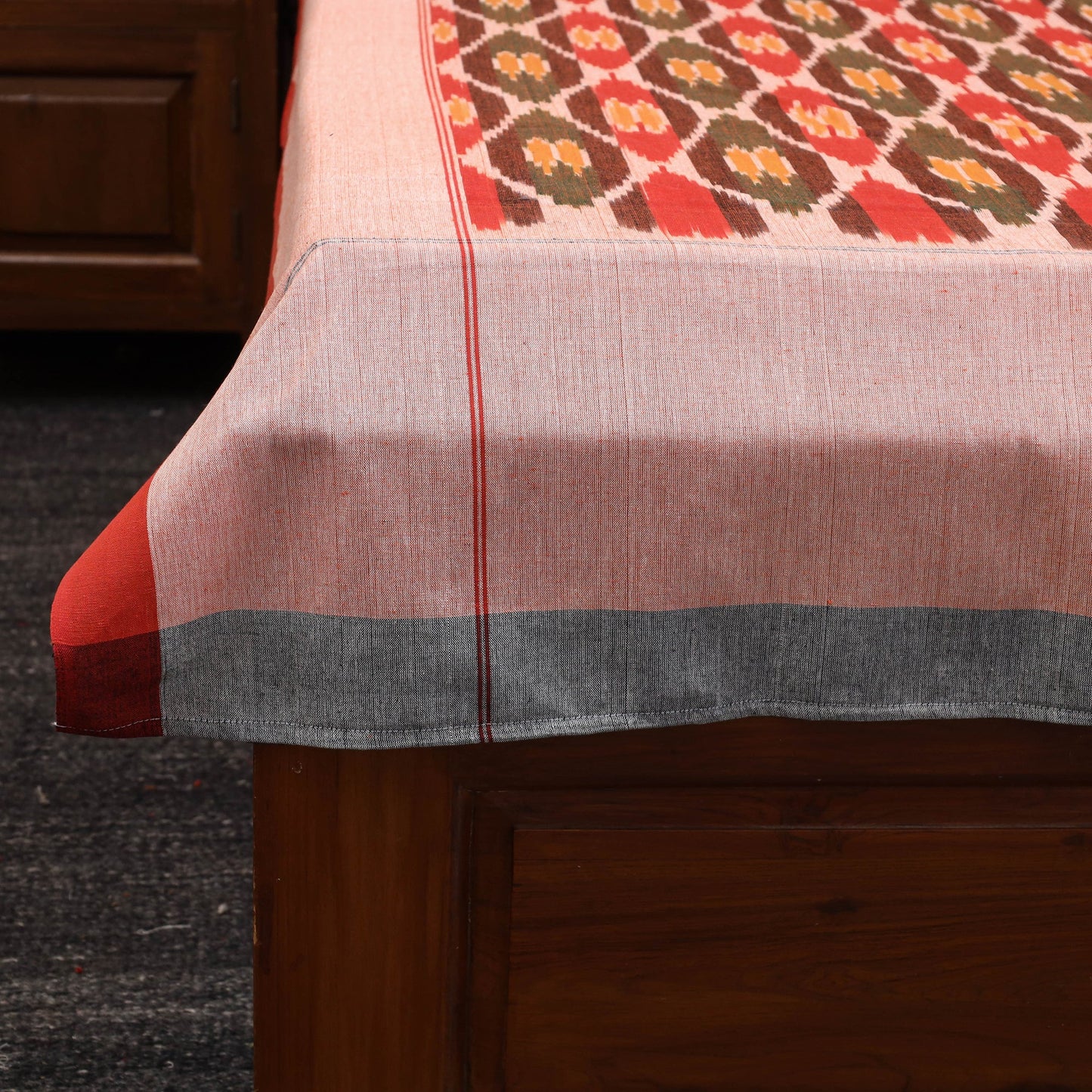 Handloom cotton single pochampally ikat bed sheet (90 x 60