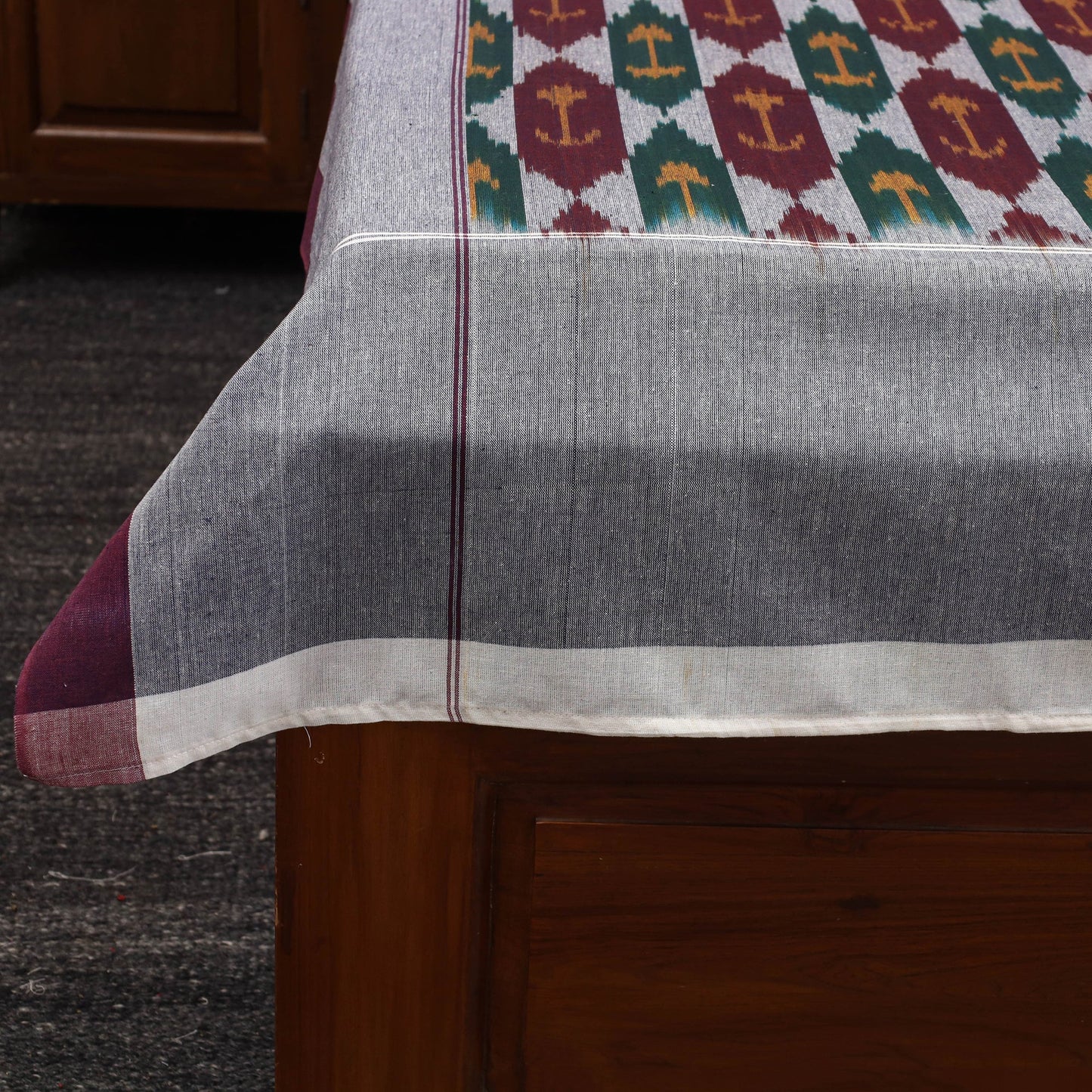 Handloom cotton single pochampally ikat bed sheet (90 x 60