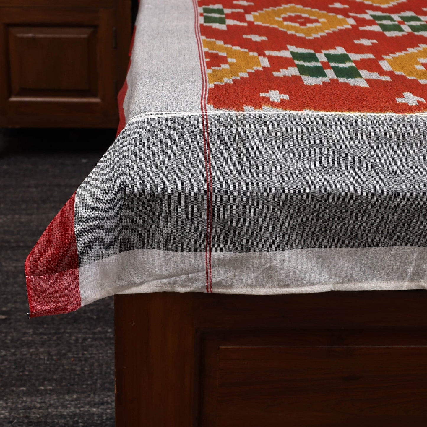 Handloom cotton single pochampally ikat bed sheet (90 x 60