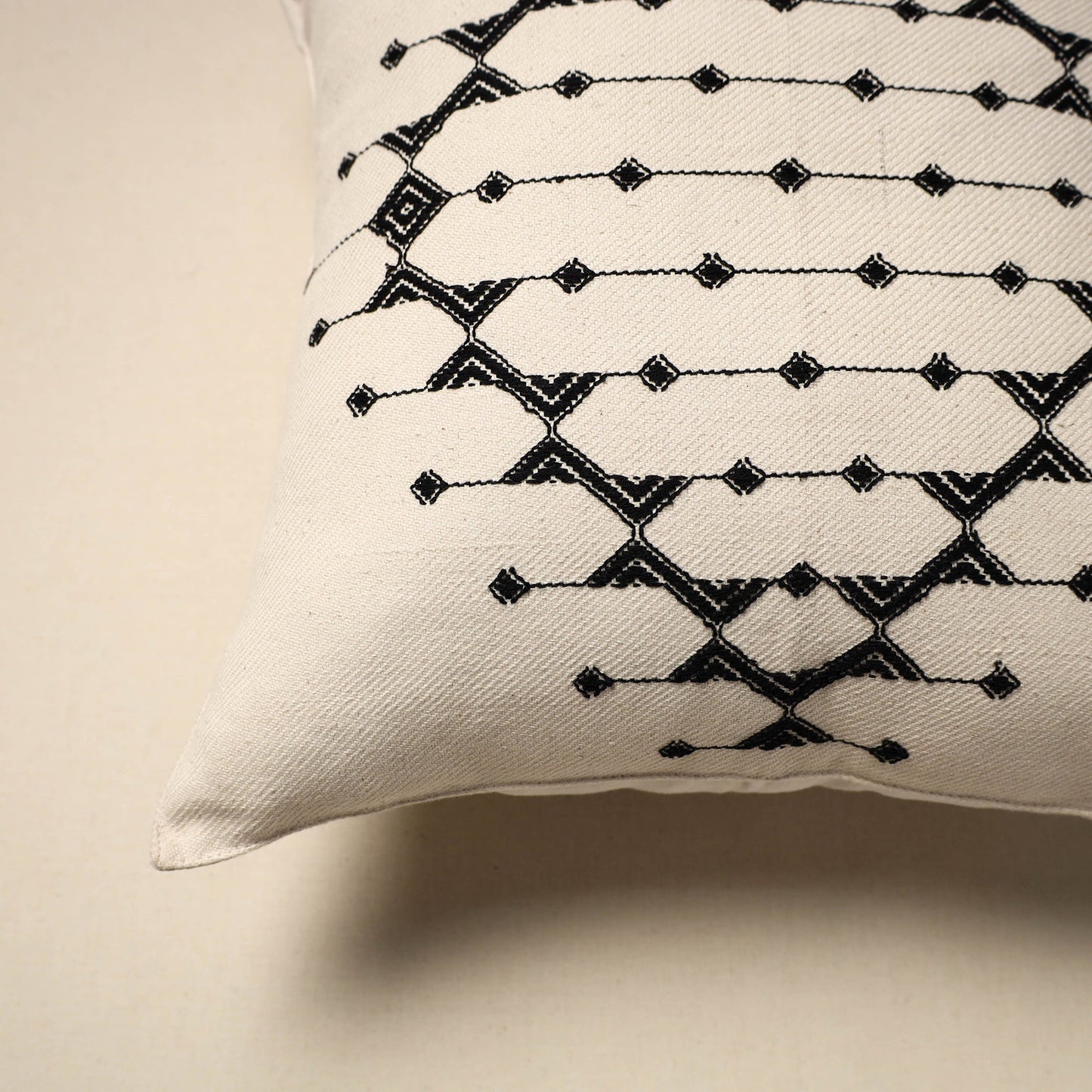 Handloom cotton urmul kashida stitch cushion cover 21