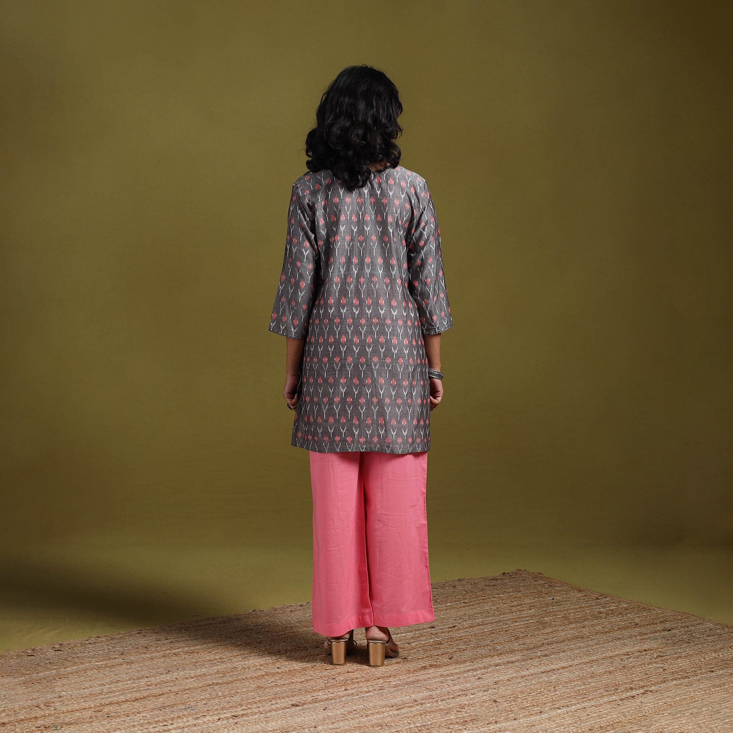 Handloom embroidered mercerised cotton short pochampally