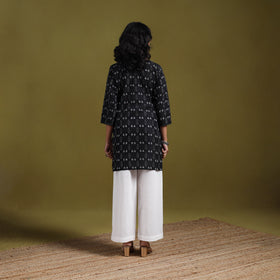 Handloom embroidered mercerised cotton short pochampally