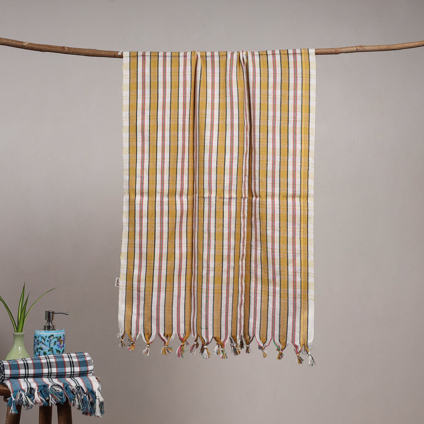 Handloom fine cotton checks bath towel 04 - handcrafted
