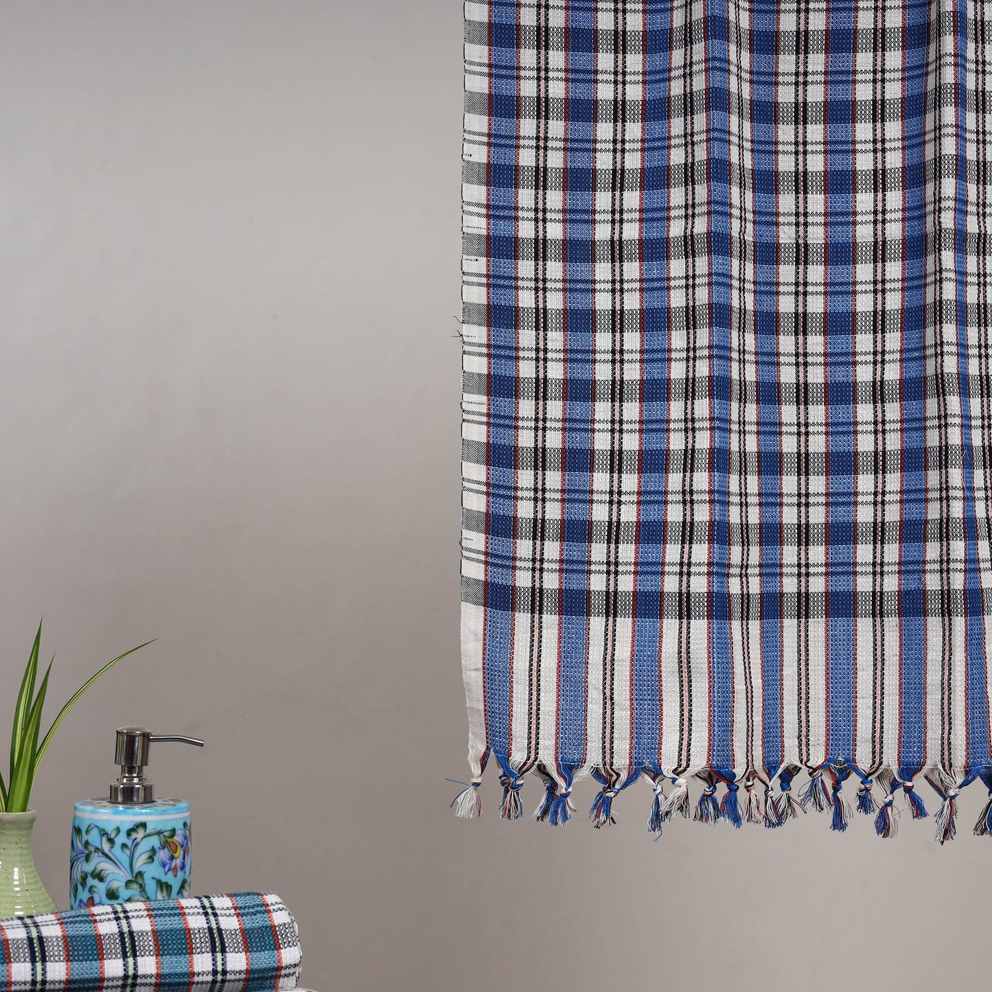 Handloom fine cotton checks bath towel 15 - handcrafted