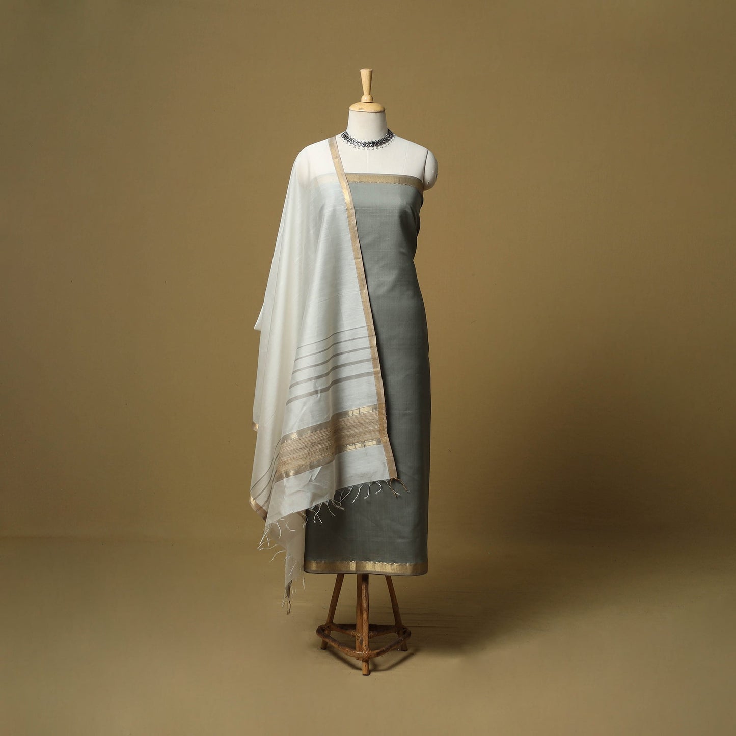 Handloom maheshwari silk 2pc unstitched dress material 39