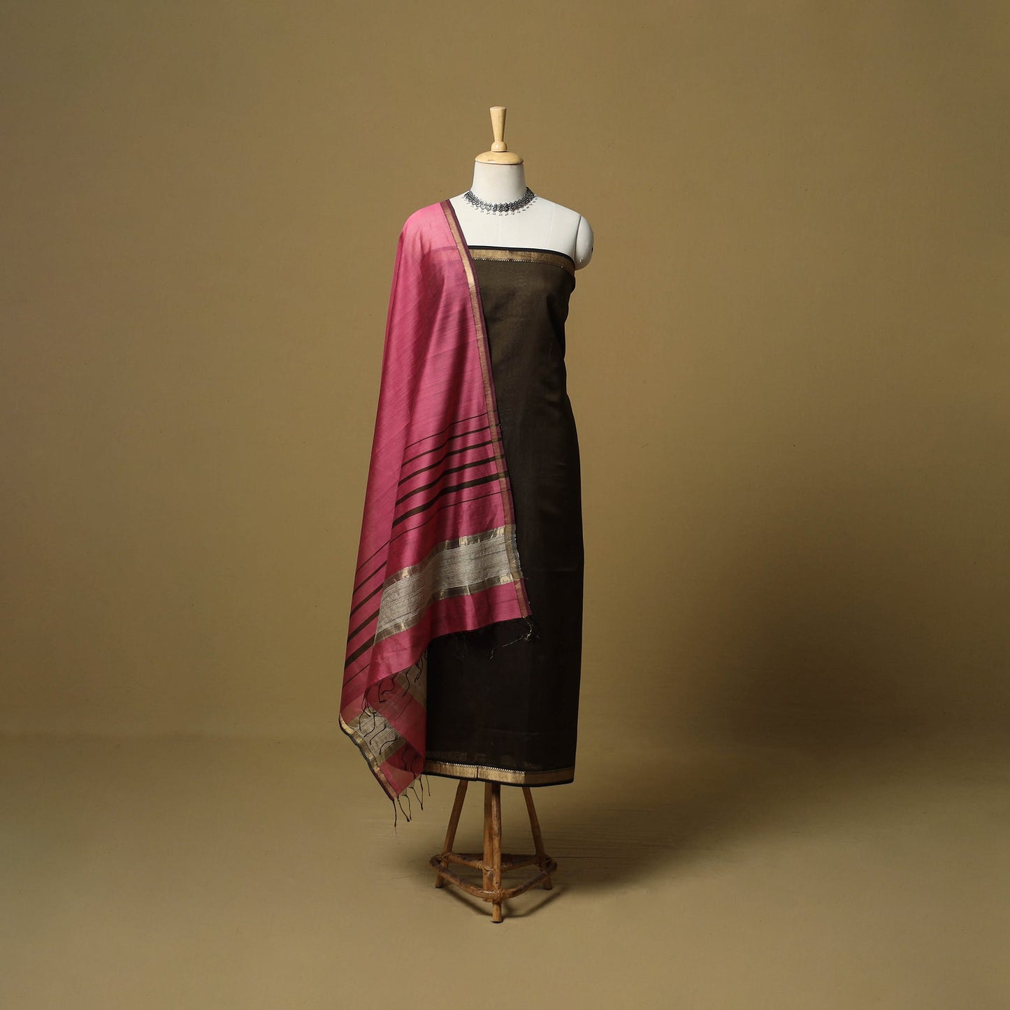 Handloom maheshwari silk 2pc unstitched dress material 40