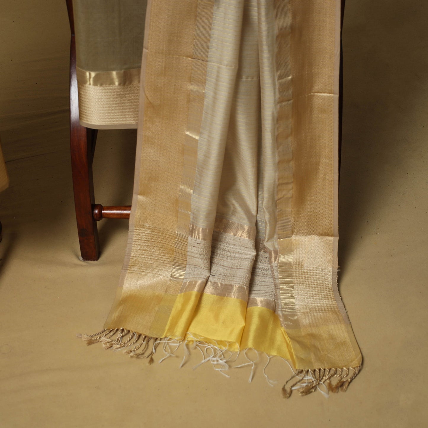 Handloom maheshwari silk 3pc unstitched dress material