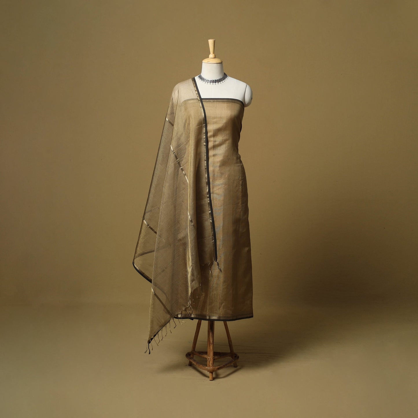 Handloom maheshwari silk tissue zari 2pc unstitched dress