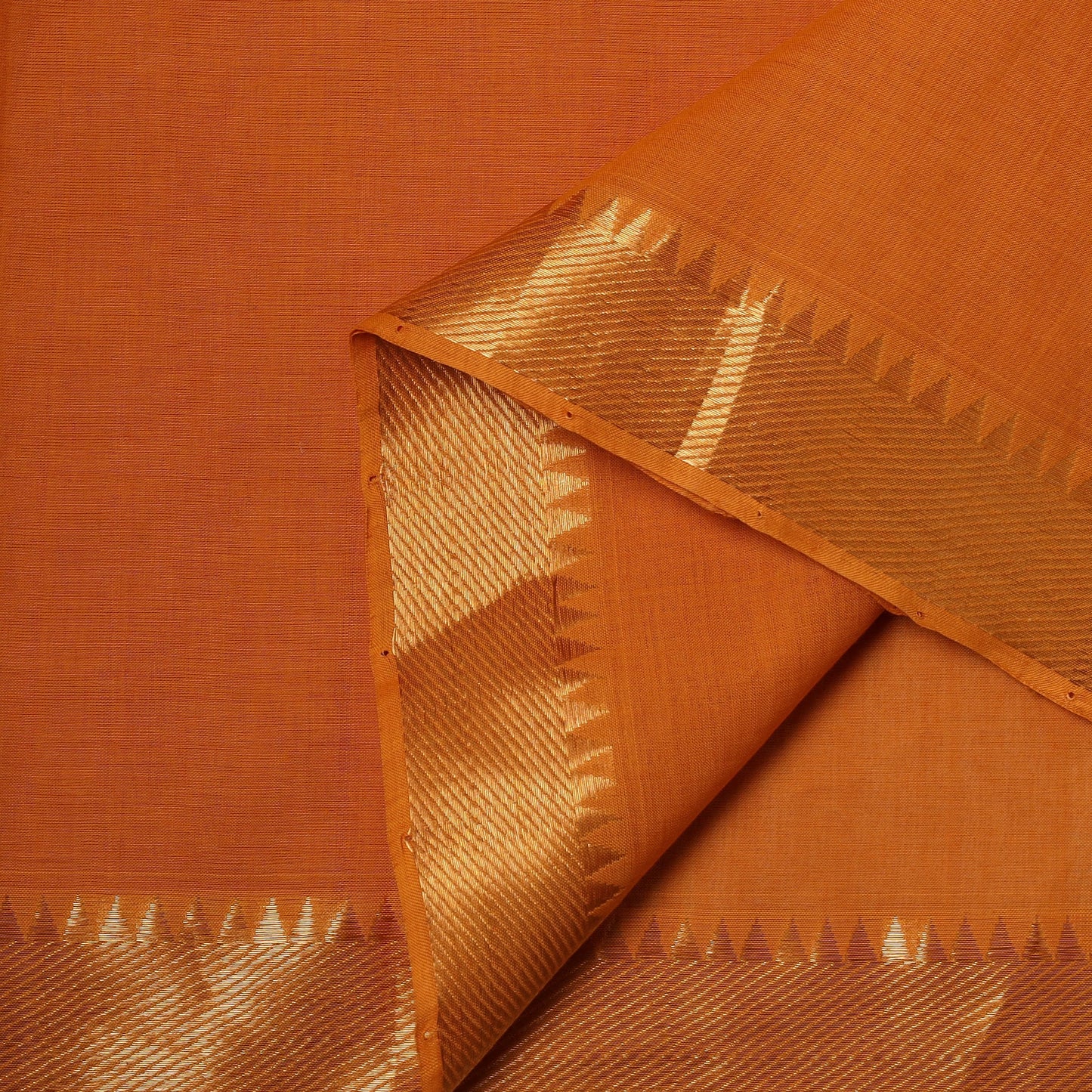 Handloom mangalagiri cotton fabric with nizam zari border