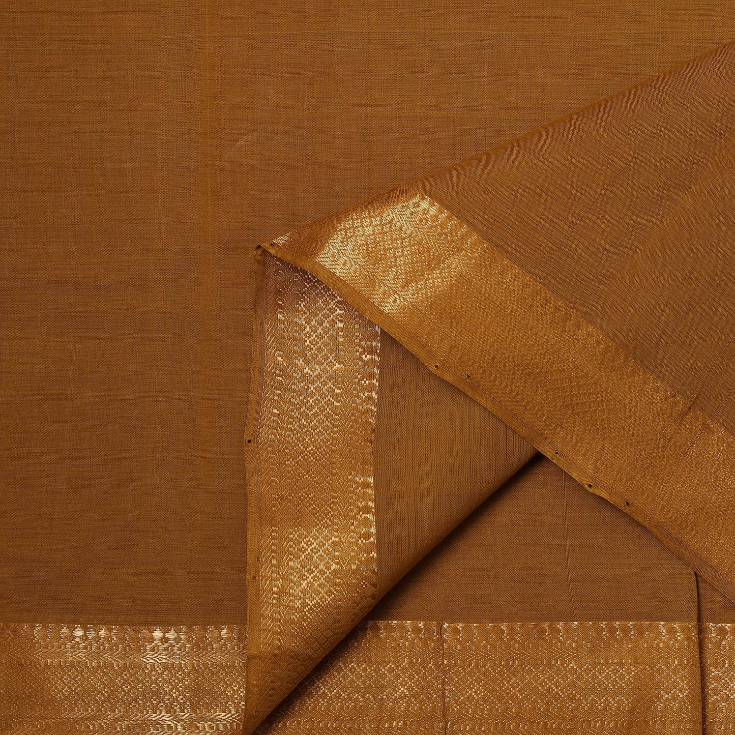 Handloom mangalagiri cotton fabric with nizam zari border