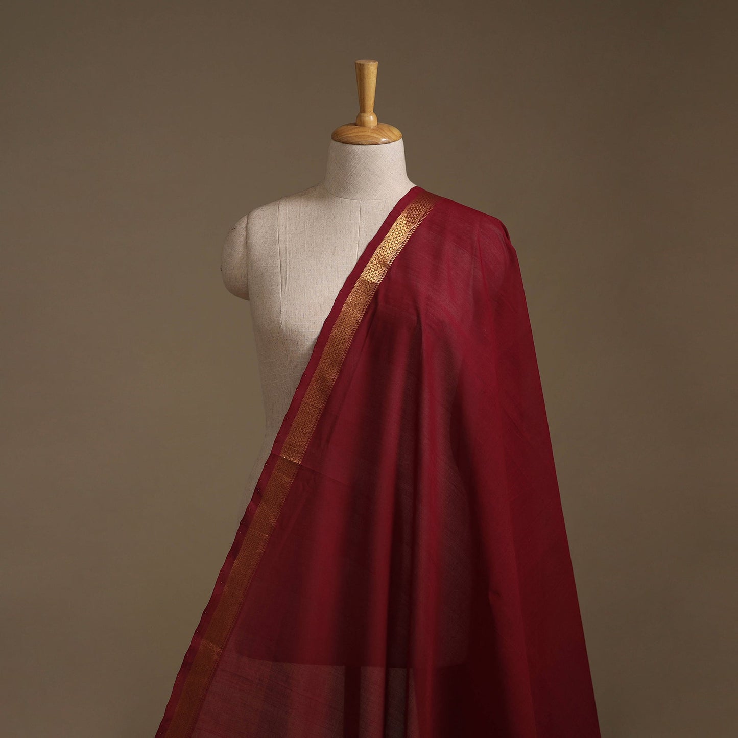 Handloom mangalagiri cotton fabric with nizam zari border