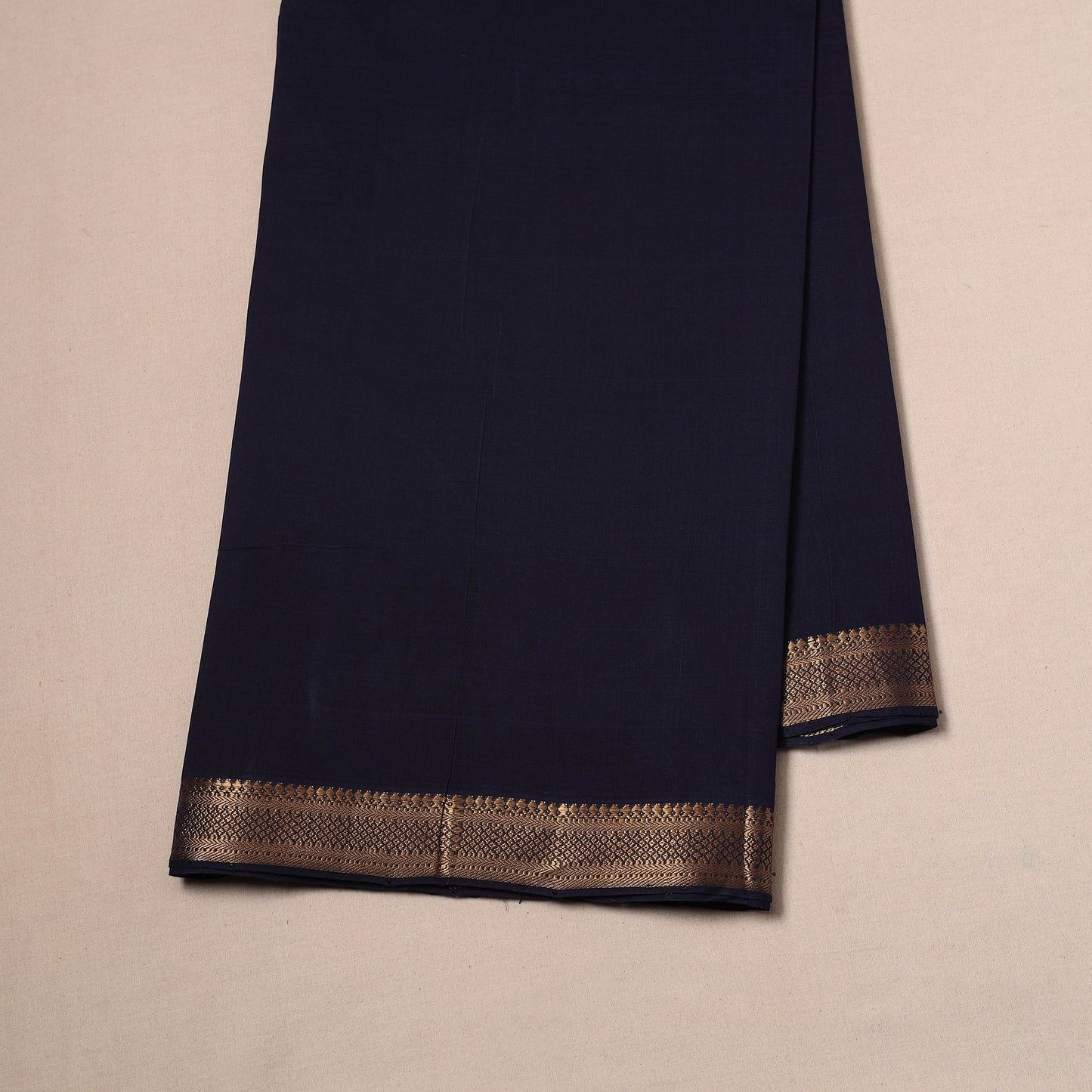 Handloom mangalagiri cotton fabric with nizam zari border