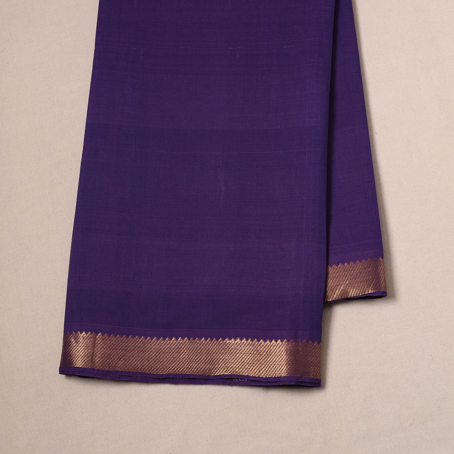 Handloom mangalagiri cotton fabric with nizam zari border