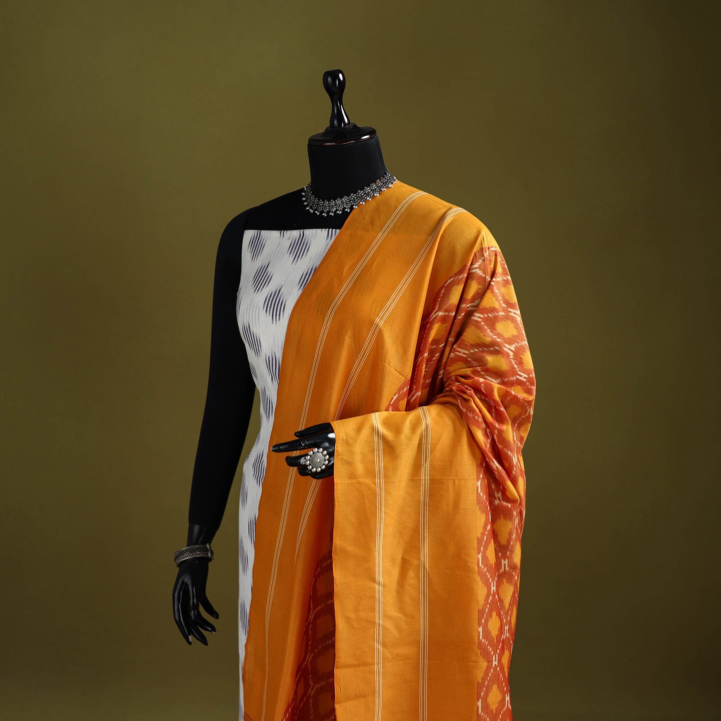 Handloom mercerised cotton pochampally ikat dupatta 37