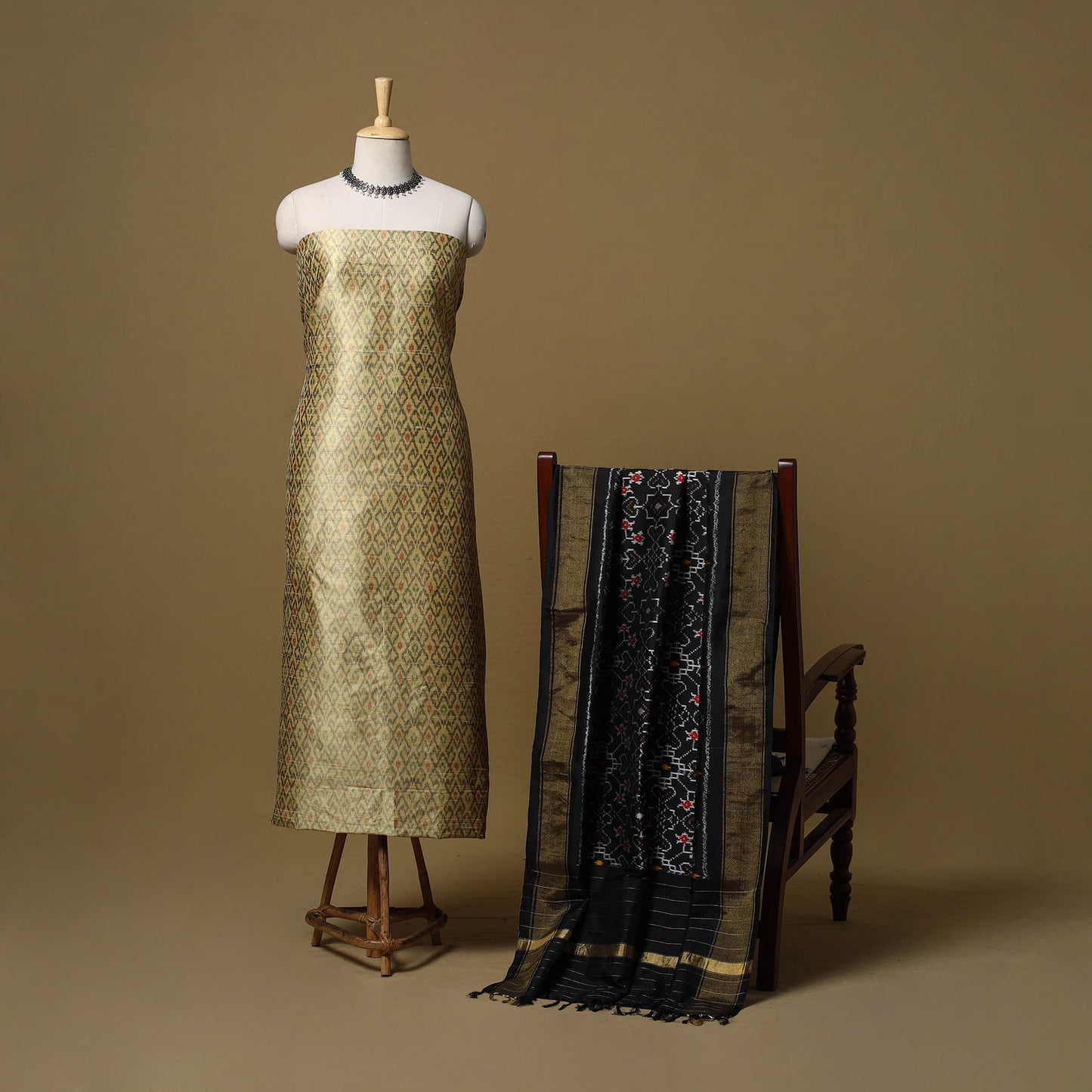 Handloom mulberry silk pochampally ikat 2pc unstitched