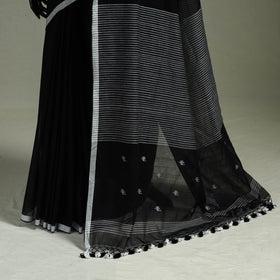 Handloom pure mul cotton phulia jamdani saree with tassels