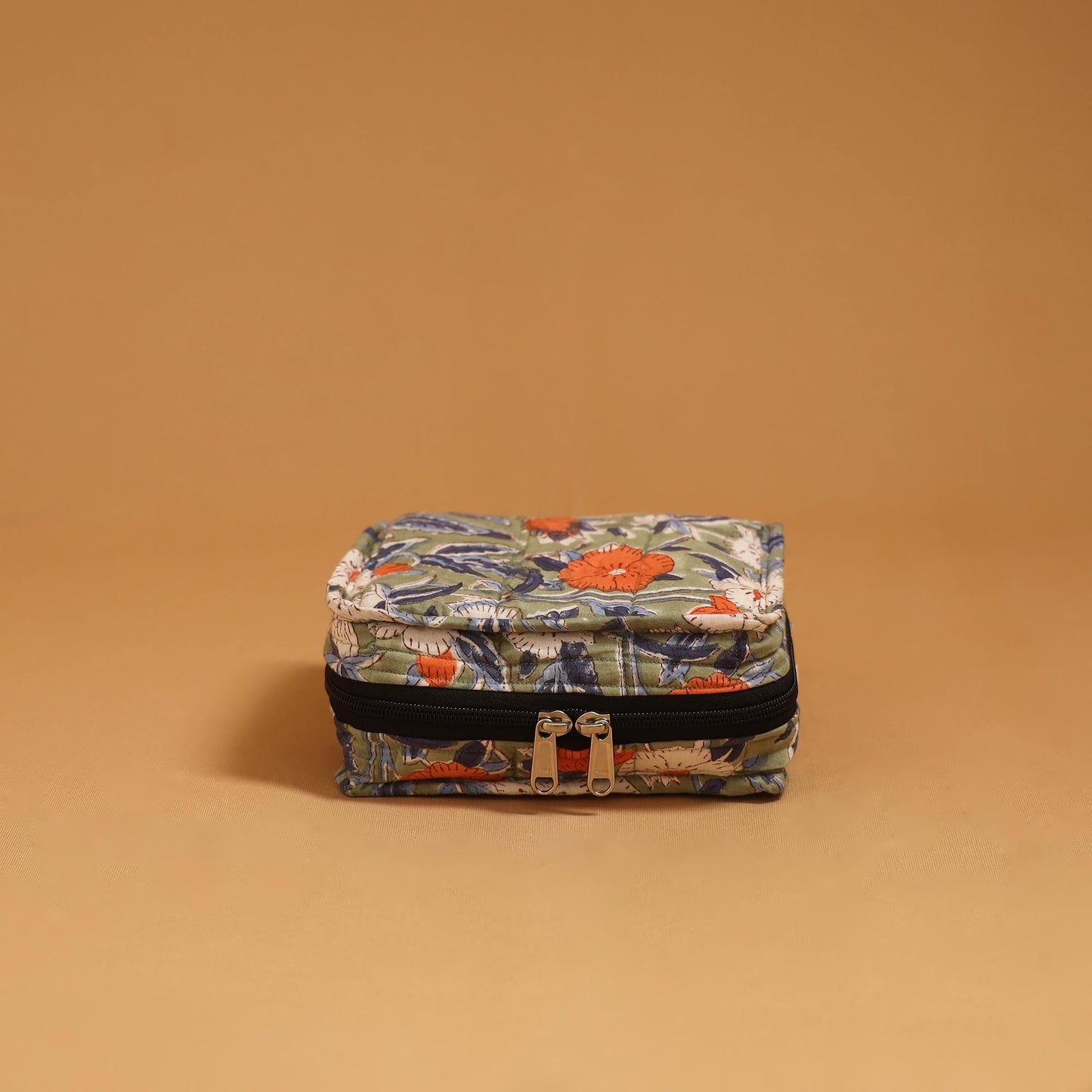 Handmade 4 pockets quilted jewellery bag 04 - handcrafted