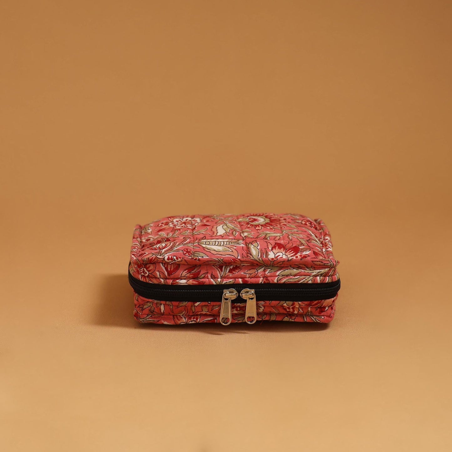 Handmade 4 pockets quilted jewellery bag 05 - handcrafted