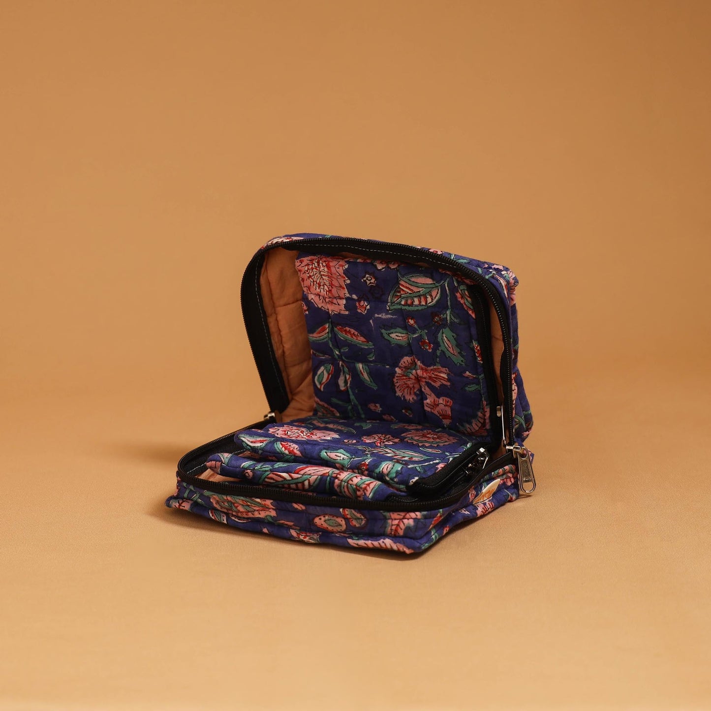 Handmade 4 pockets quilted jewellery bag 06 - handcrafted