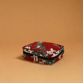 Handmade 4 pockets quilted jewellery bag 16 - handcrafted