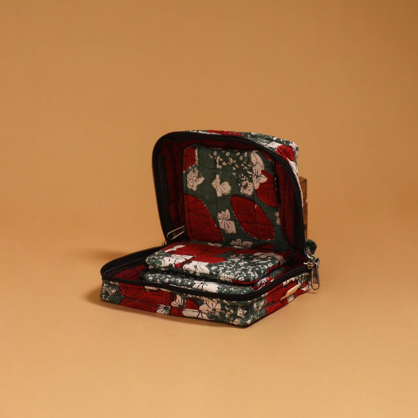 Handmade 4 pockets quilted jewellery bag 16 - handcrafted