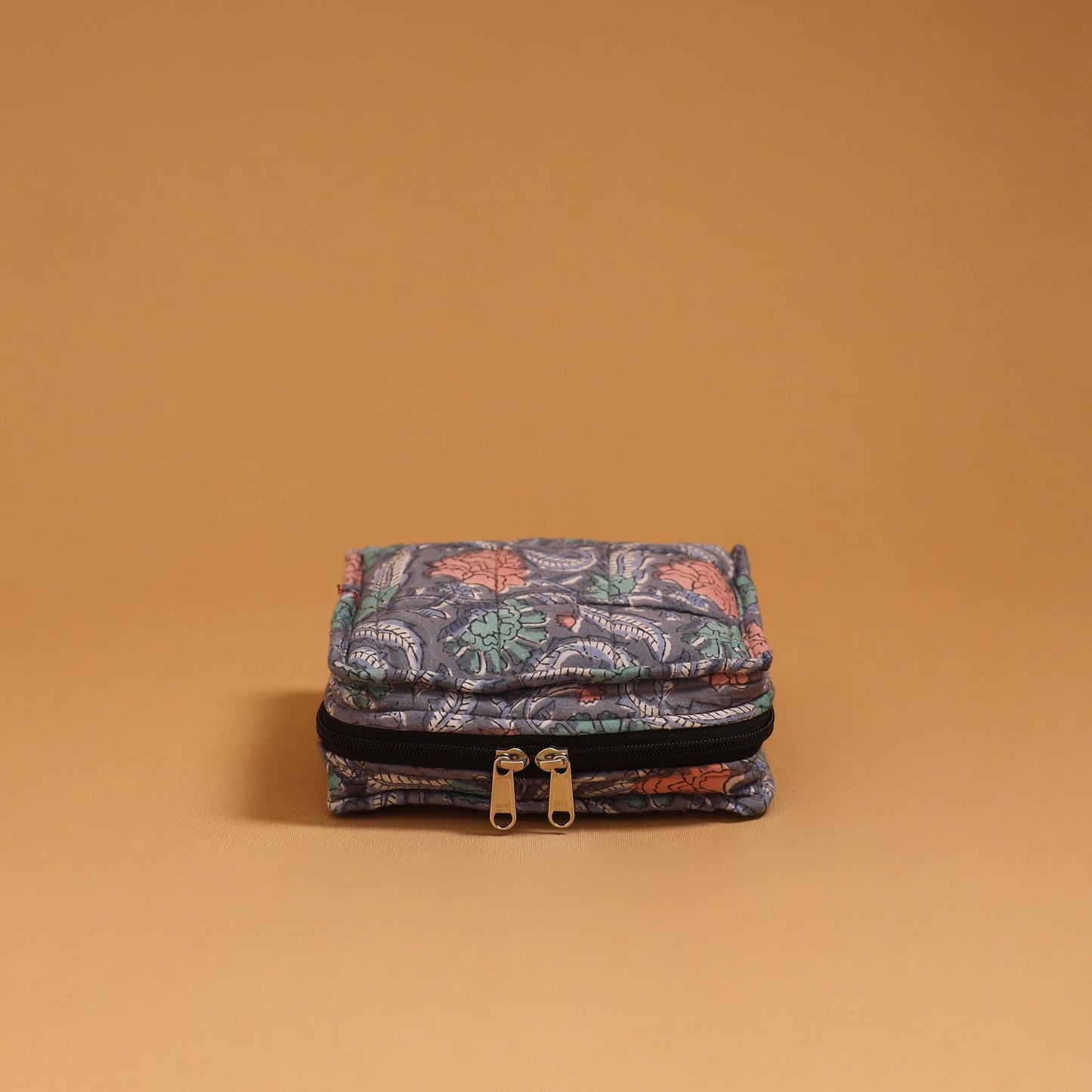 Handmade 4 pockets quilted jewellery bag 19 - handcrafted