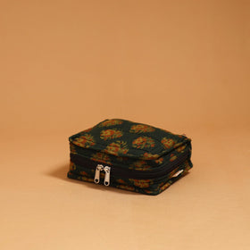 Handmade 4 pockets quilted jewellery bag 25 - handcrafted