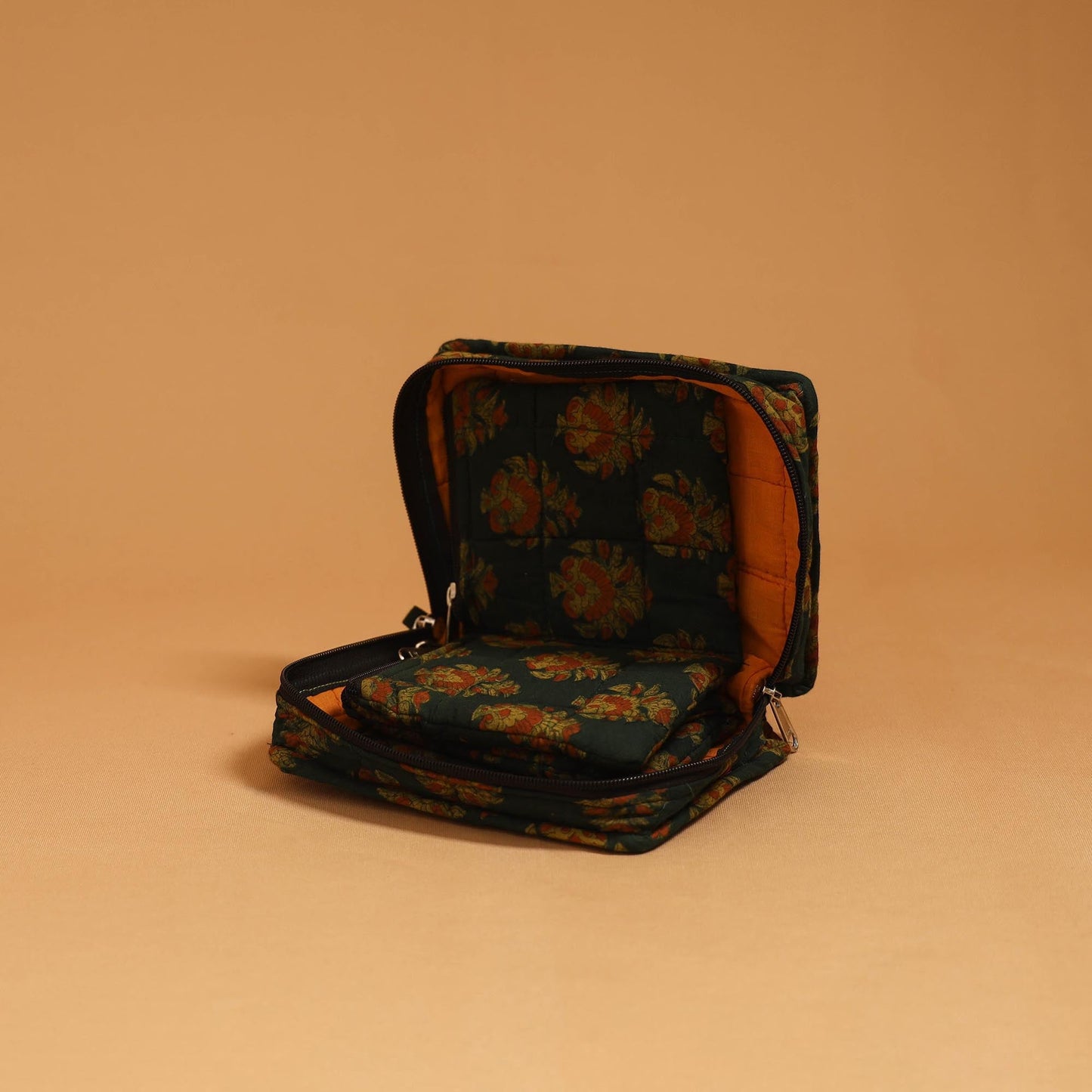 Handmade 4 pockets quilted jewellery bag 25 - handcrafted