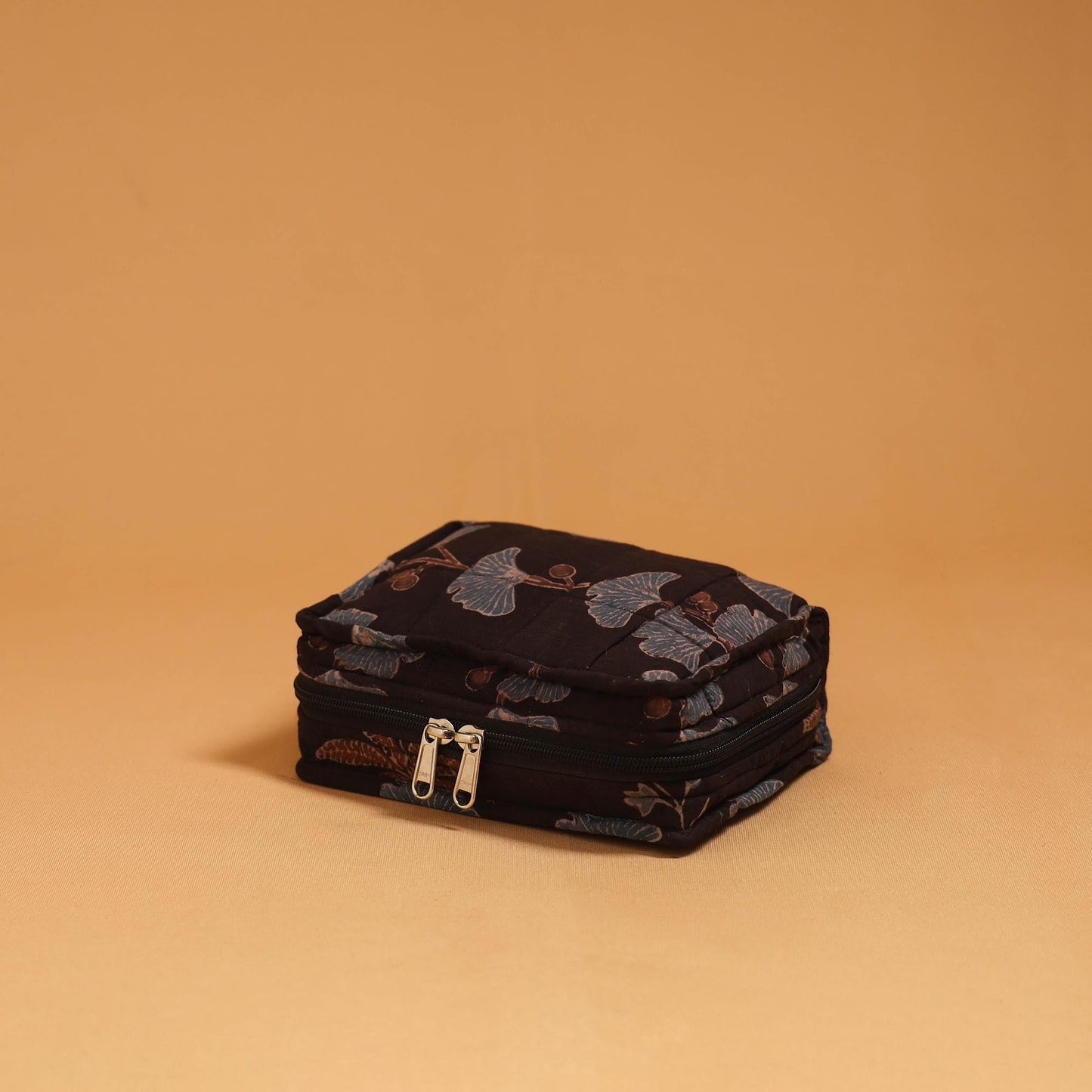 Handmade 4 pockets quilted jewellery bag 31 - handcrafted