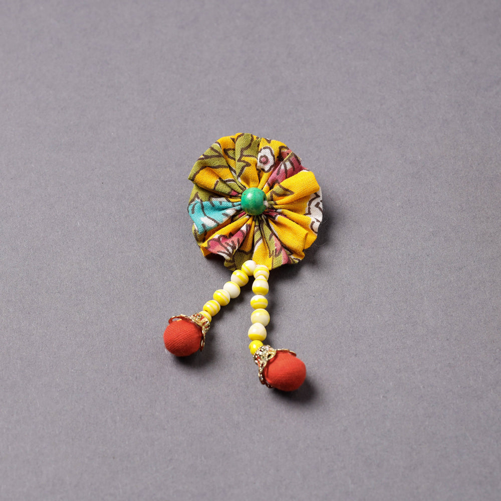  Handmade Beadwork Flower Saree Pin 