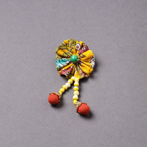  Handmade Beadwork Flower Saree Pin 