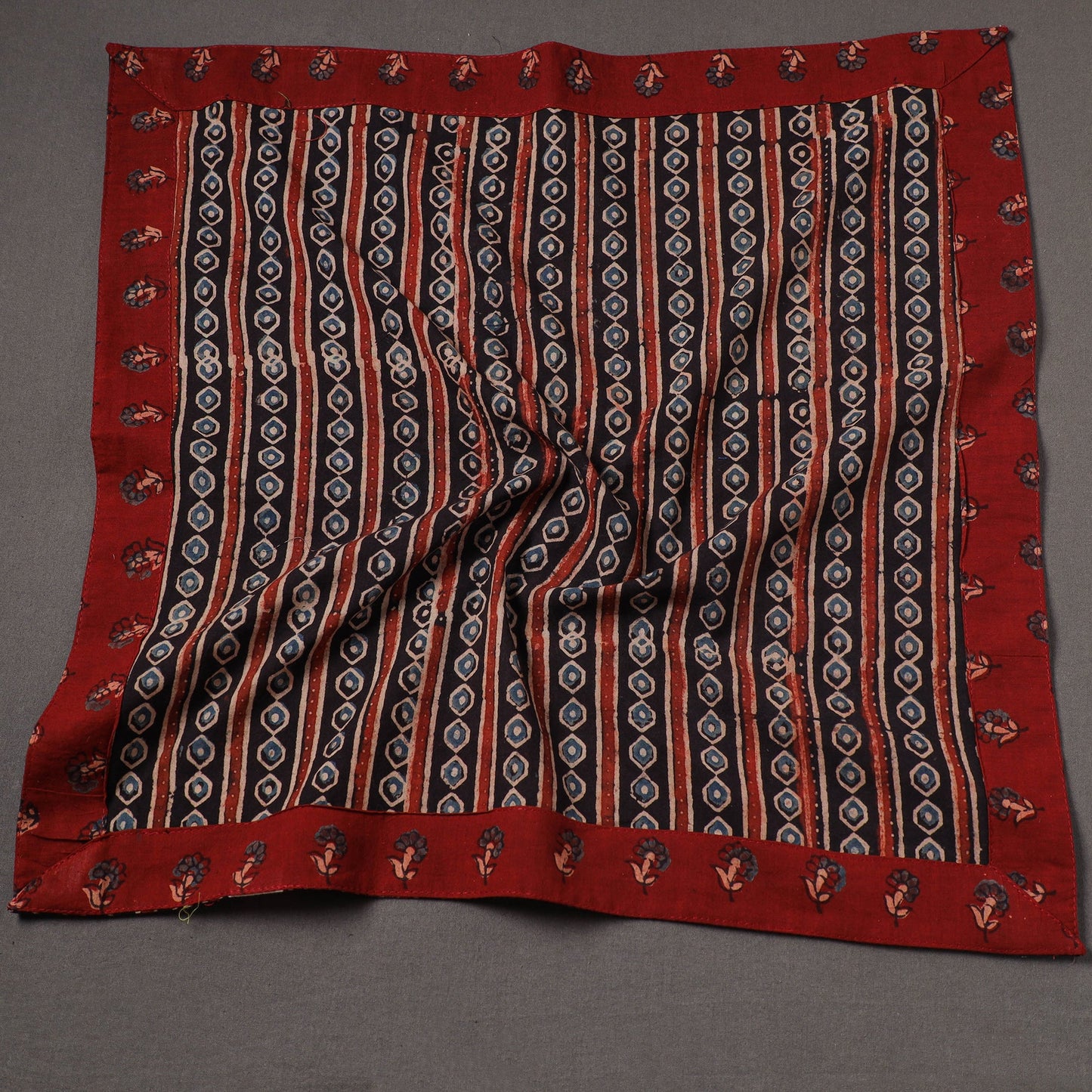 Handmade cotton bandana 05 - handcrafted