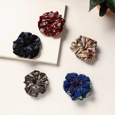 Handmade cotton rubber bands/scrunchies (set of 5) 40