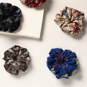 Handmade cotton rubber bands/scrunchies (set of 5) 40