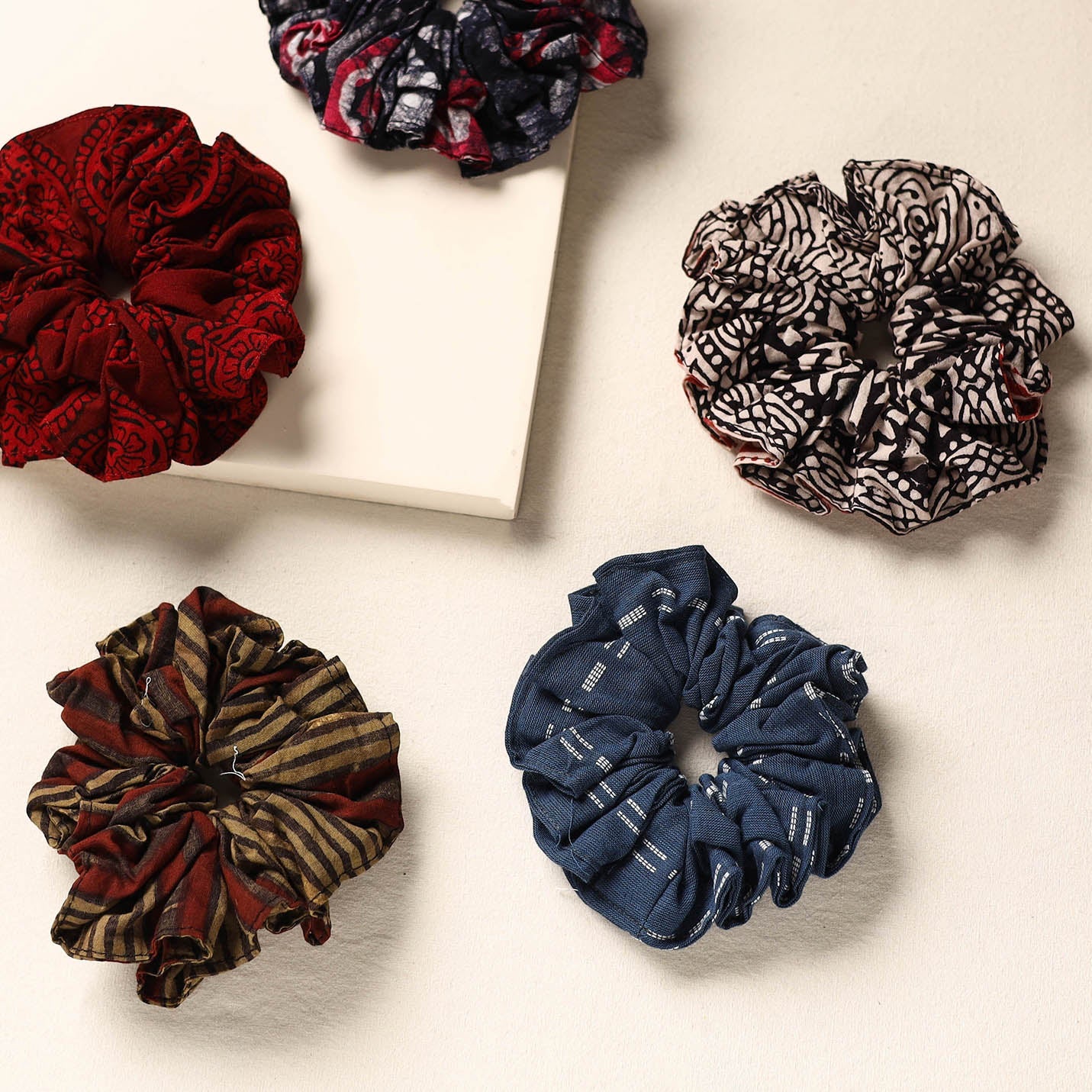 Handmade cotton rubber bands/scrunchies (set of 5) 51