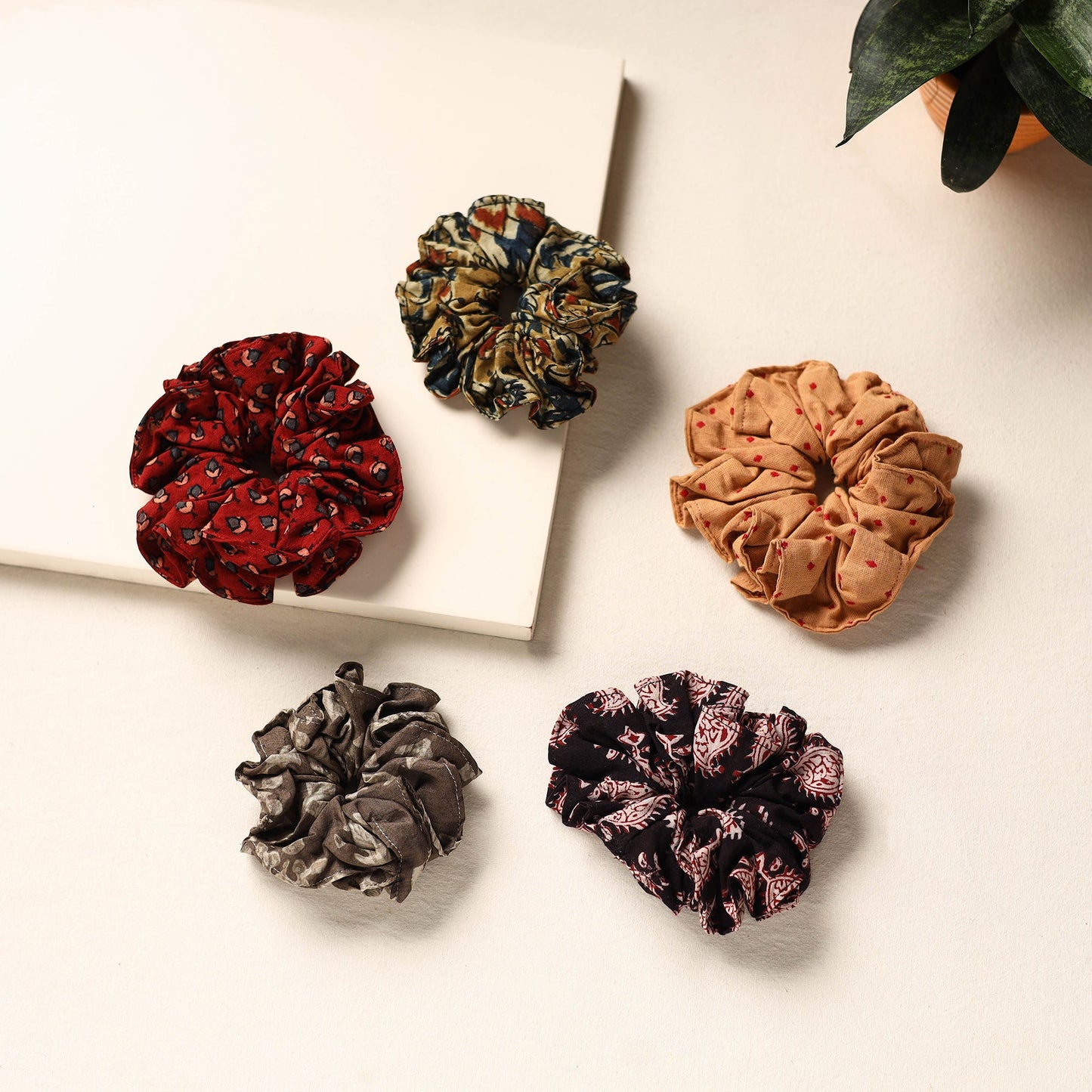 Handmade cotton rubber bands/scrunchies (set of 5) 63