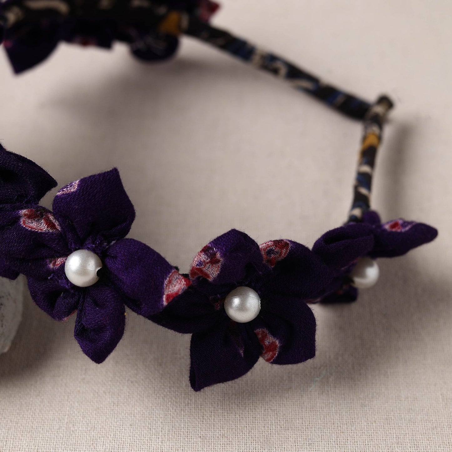  Handmade Fabart & Beadwork Hair Band 