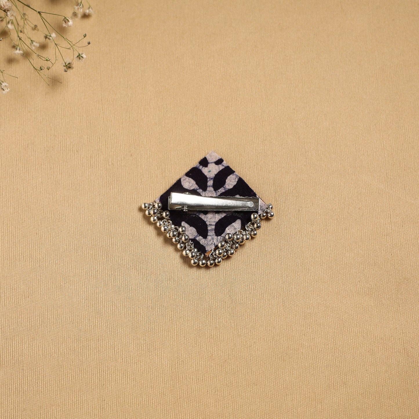 Handmade fabart ghungroo work hair clip 19 - handcrafted