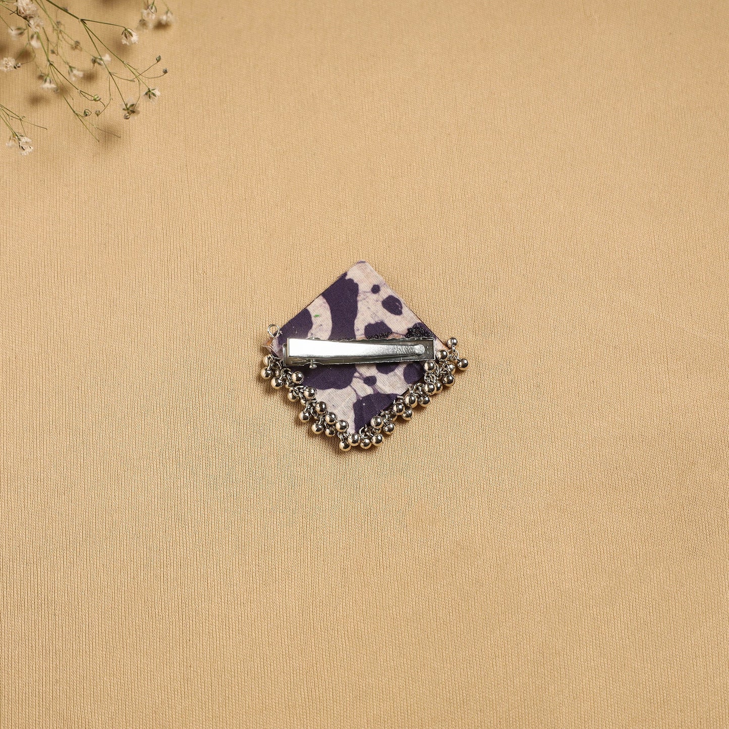 Handmade fabart ghungroo work hair clip 25 - handcrafted