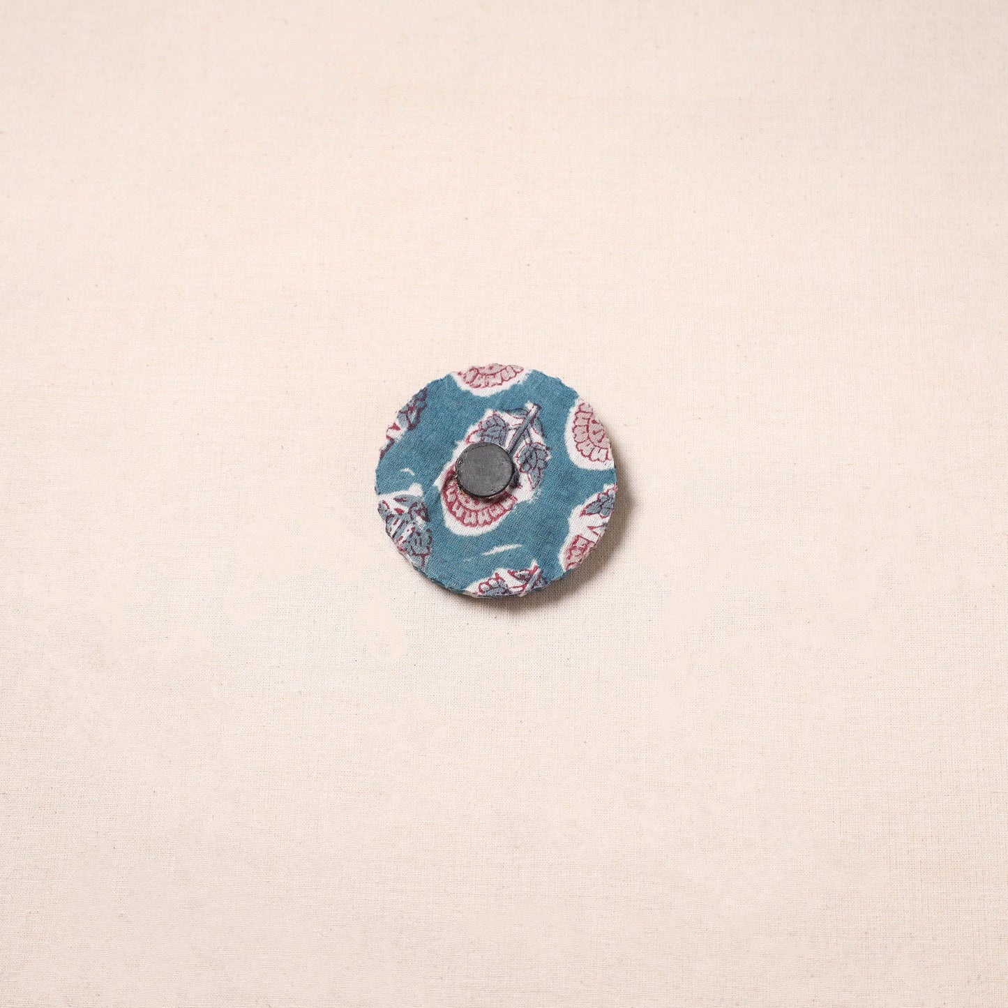 Handmade fabart jute magnet 10 - handcrafted