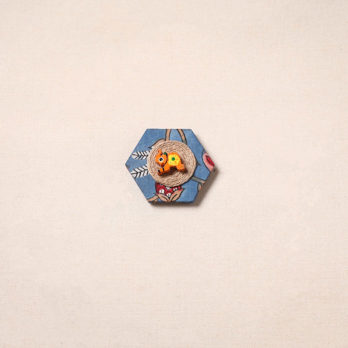 Handmade fabart jute magnet 14 - handcrafted