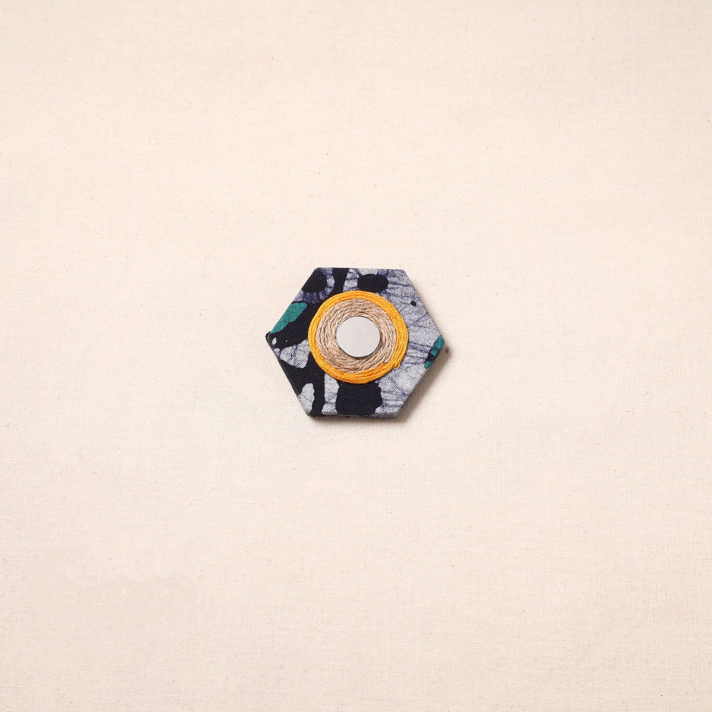 Handmade fabart parrot jute magnet (assorted) 22